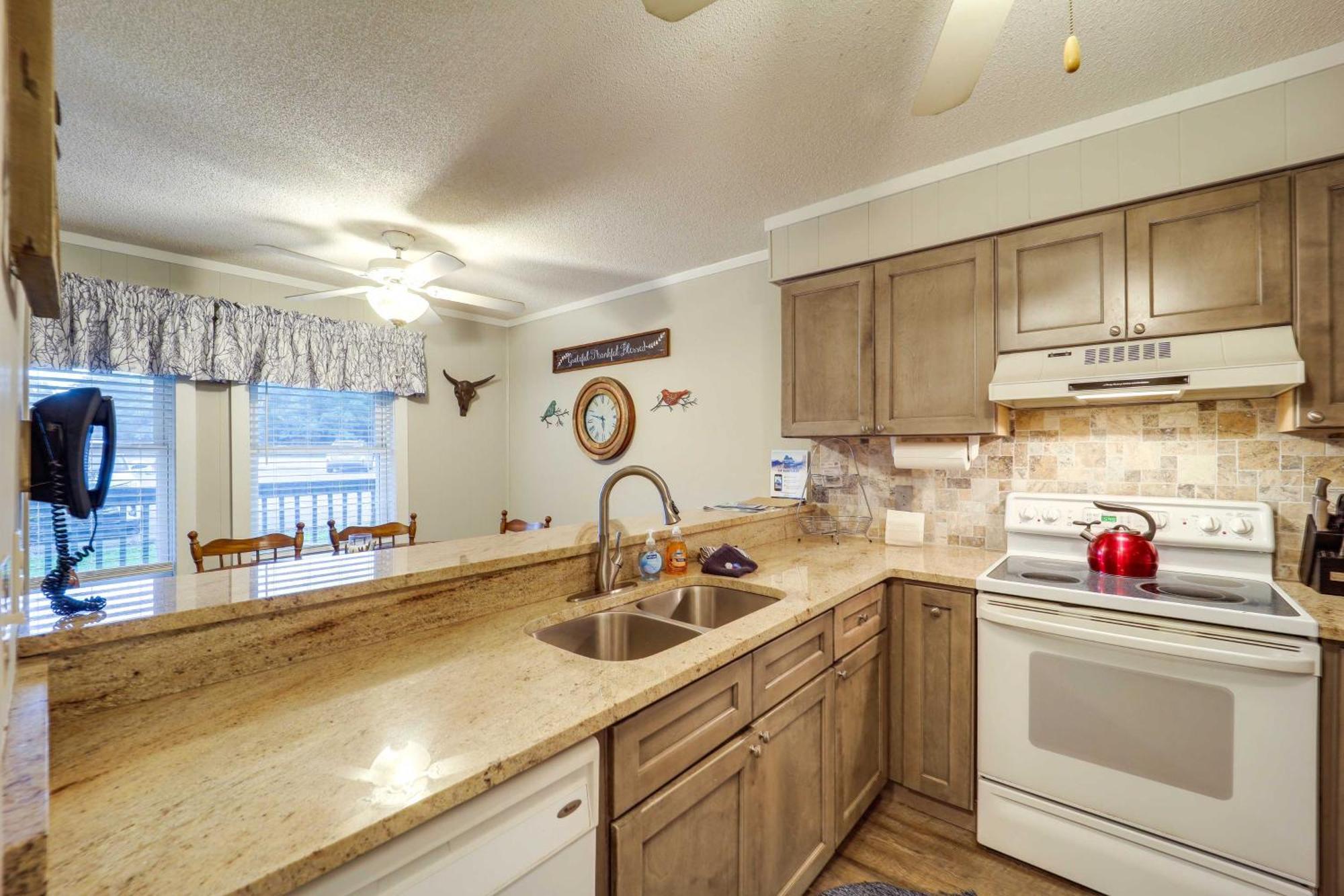 Beech Mountain Condo Near Hiking, Golf And Skiing! Екстер'єр фото